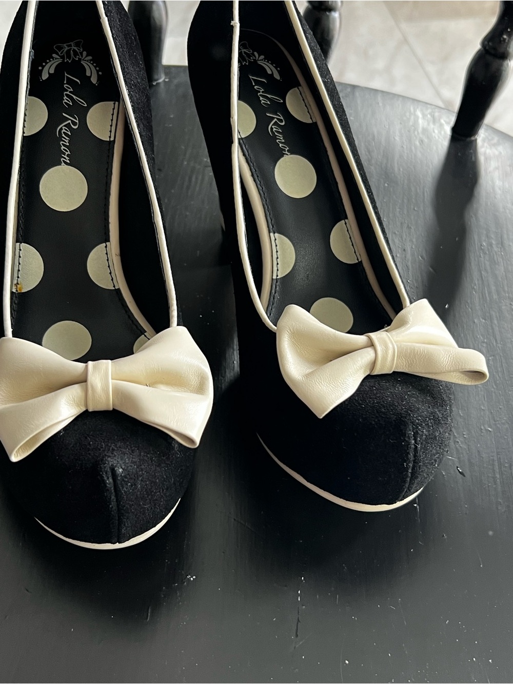 Black and Cream Bow Ballet Flats -